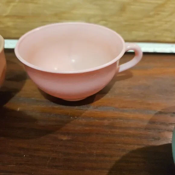 Porcelain Tea Cups - Picture 4 of 11